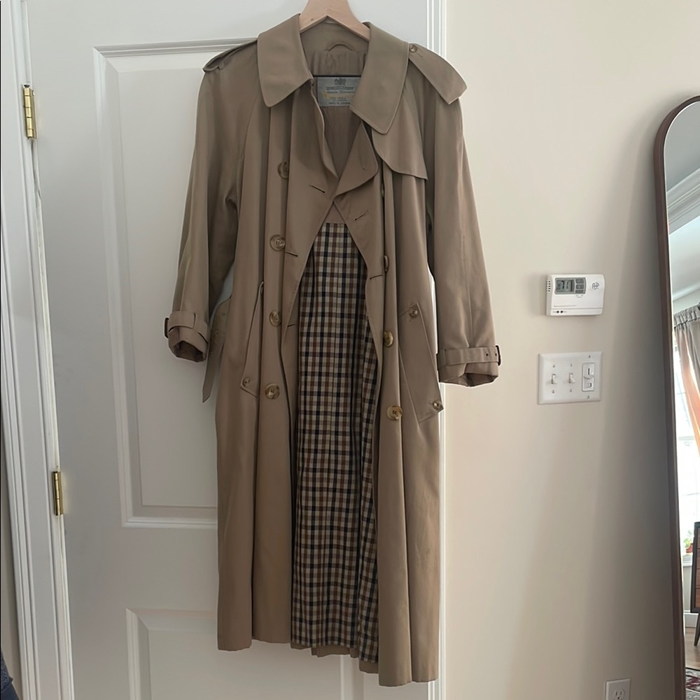 Vintage Aquascutum trench